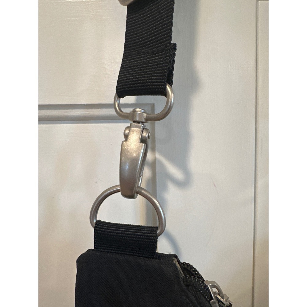 Baggallini Black Crossbody Shoulder Bag Adjustable Strap criss cross travel - Picture 4 of 8